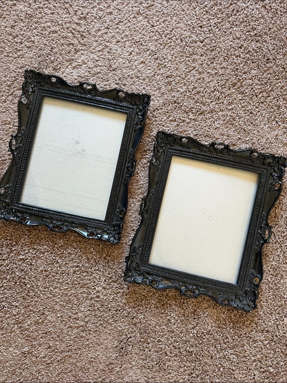 2- Black 8x10 Frames 🖤